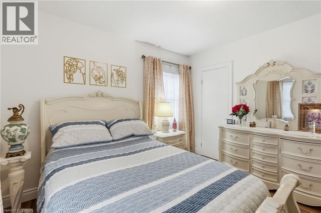 54 BINGHAM ROAD Image 21