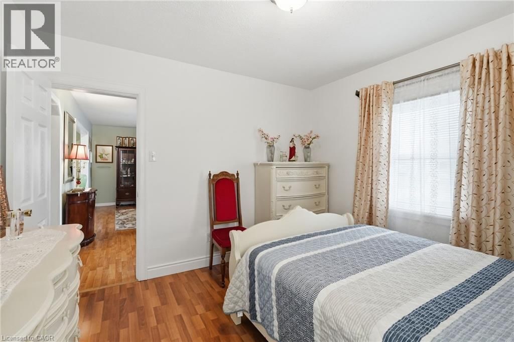 54 BINGHAM ROAD Image 22