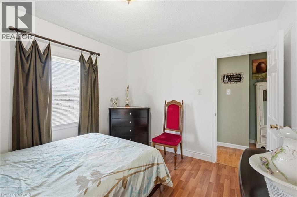 54 BINGHAM ROAD Image 24