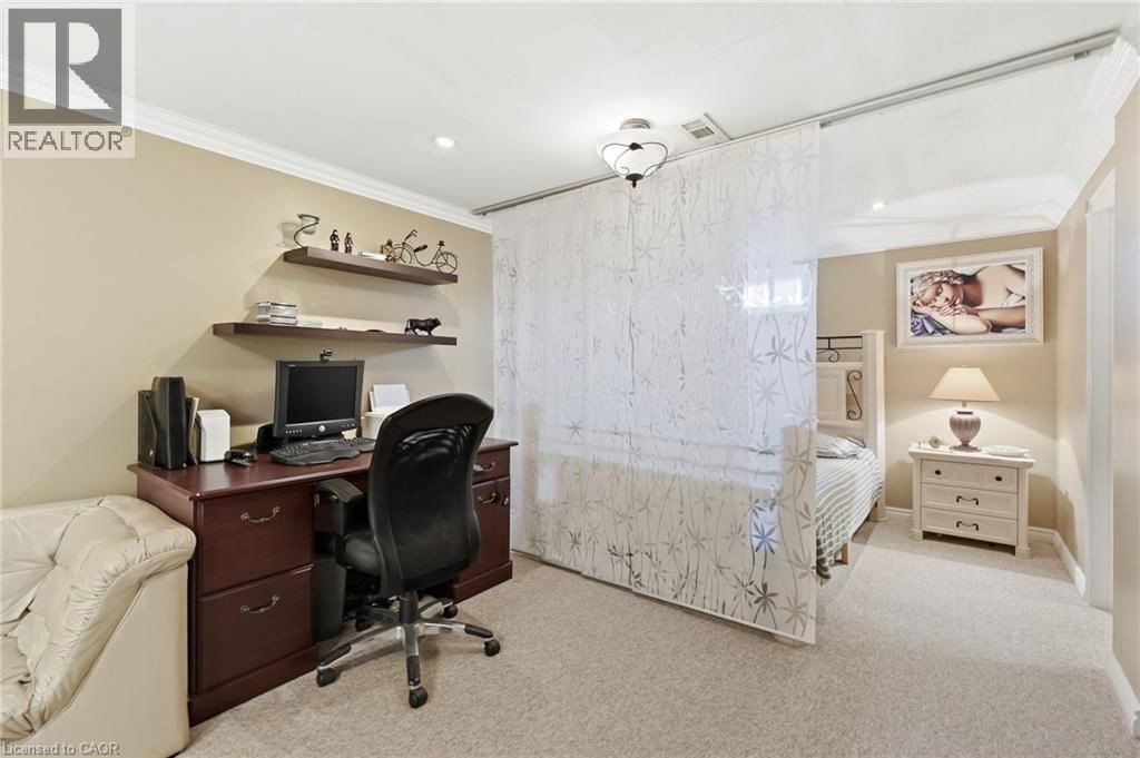 54 BINGHAM ROAD Image 33