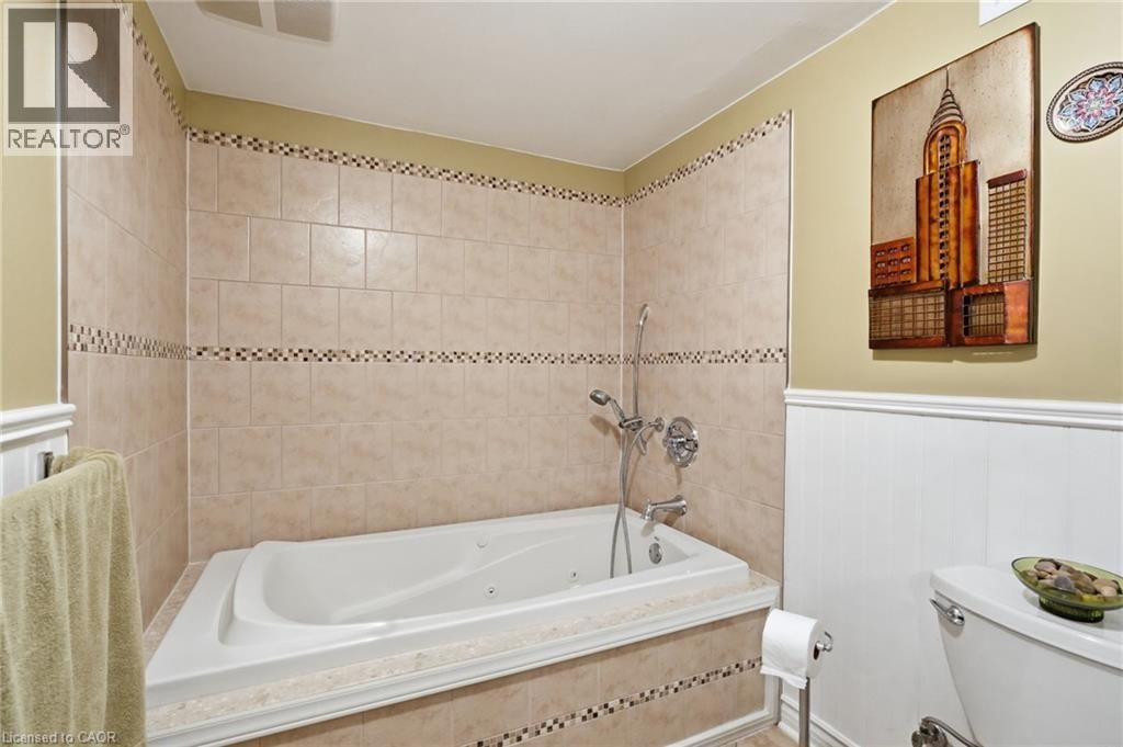 54 BINGHAM ROAD Image 42