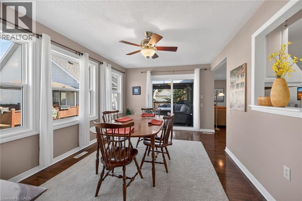 232 SILVERBIRCH BOULEVARD Image 16