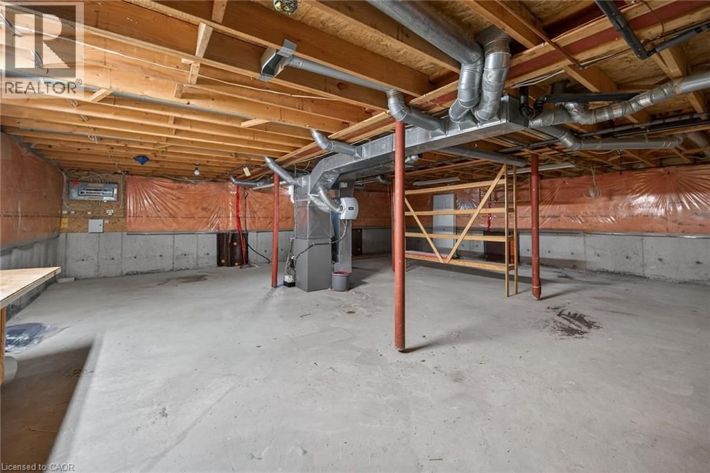 232 SILVERBIRCH BOULEVARD Image 26