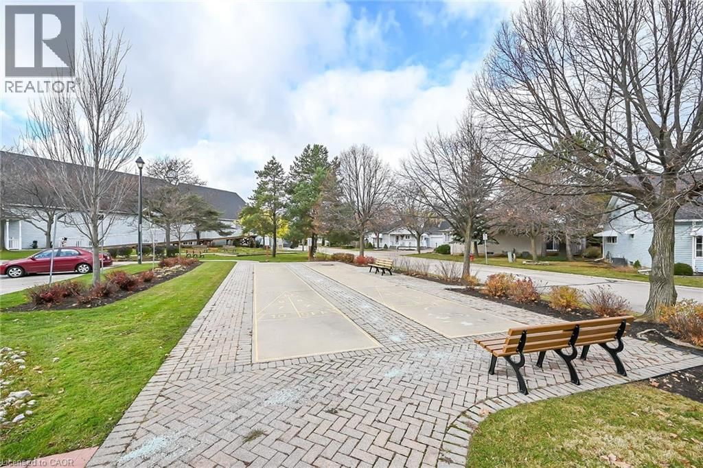 232 SILVERBIRCH BOULEVARD Image 33