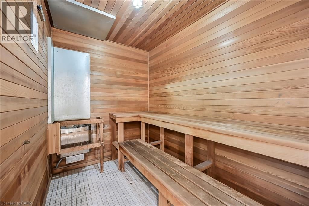 232 SILVERBIRCH BOULEVARD Image 43