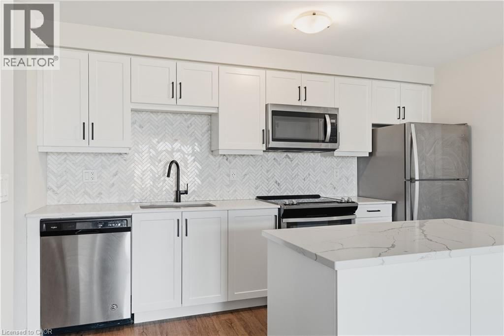 206 - 195 COMMONWEALTH STREET Image 1