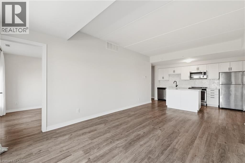 206 - 195 COMMONWEALTH STREET Image 9