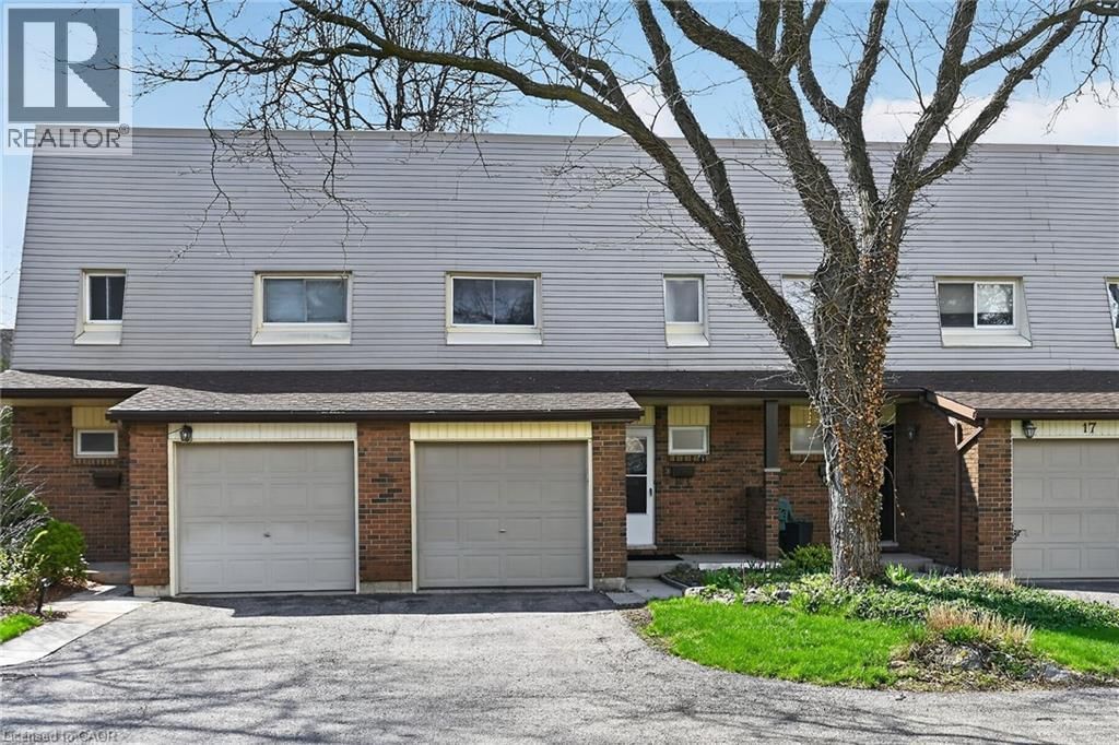 16A - 1460 GARTH STREET Image 1