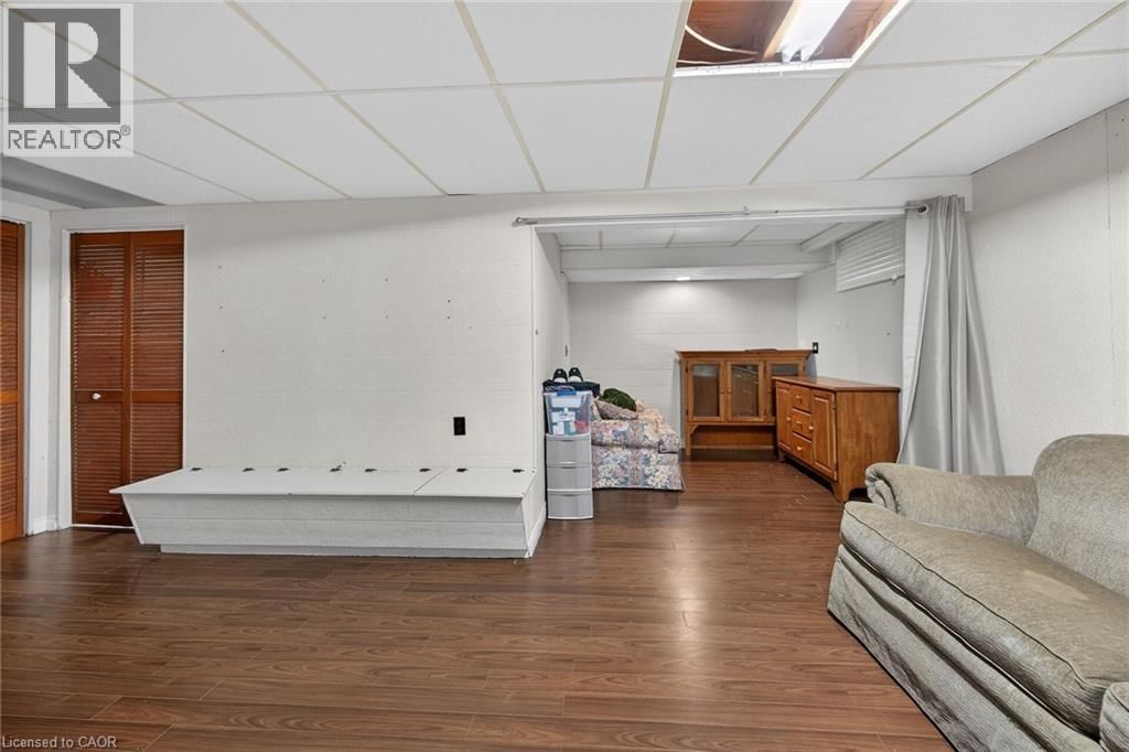 16A - 1460 GARTH STREET Image 36