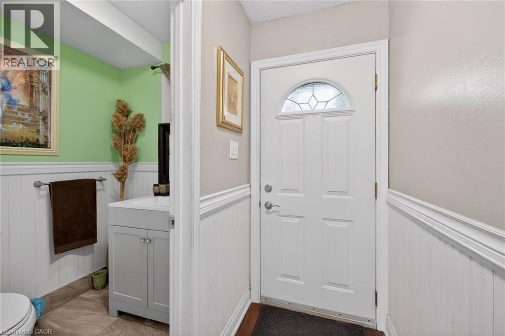 16A - 1460 GARTH STREET Image 7