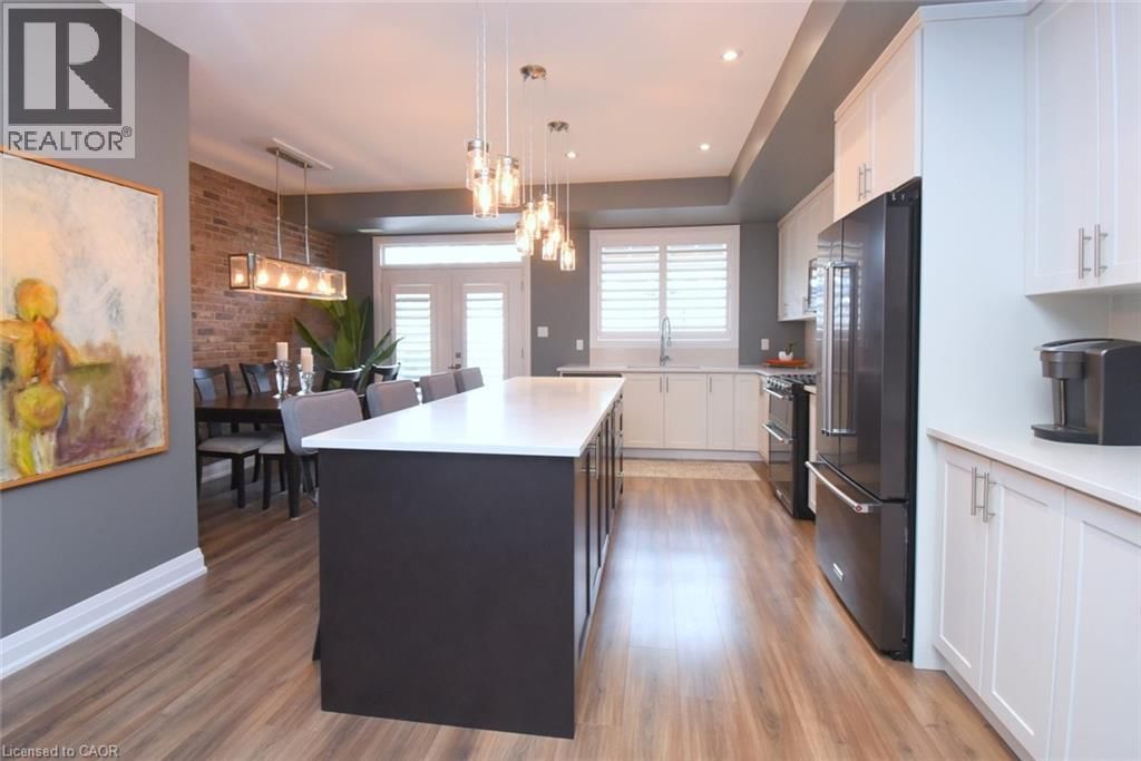 2 - 2362 NEW STREET Image 17