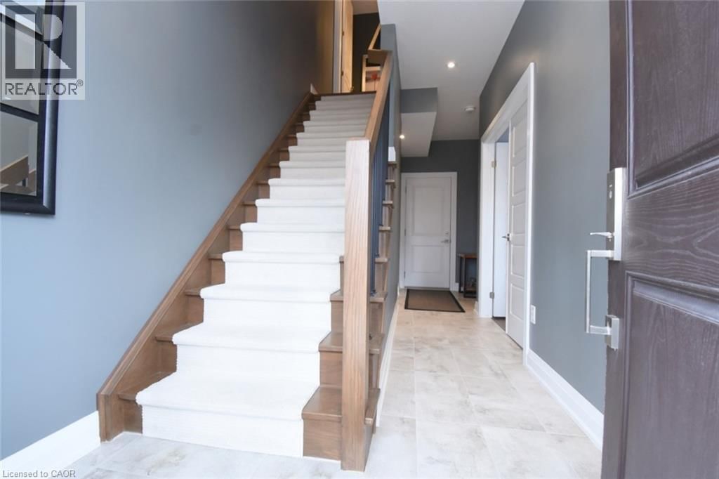 2 - 2362 NEW STREET Image 6