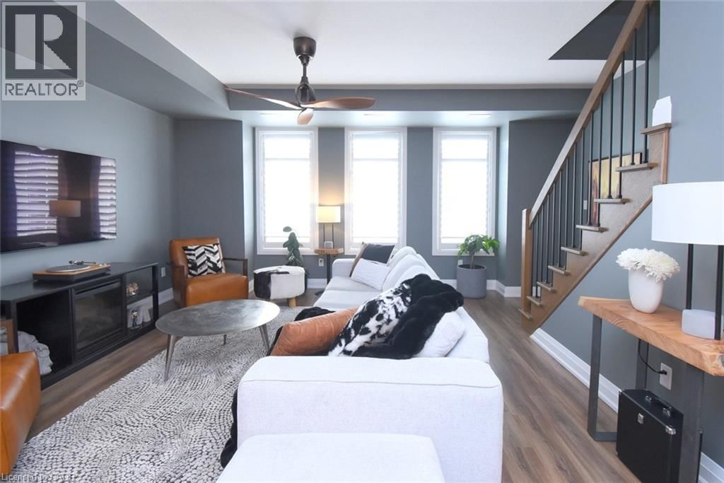 2 - 2362 NEW STREET Image 8