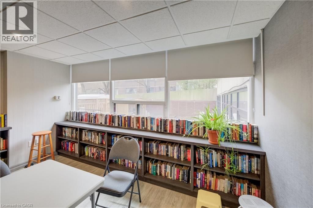 505 - 120 DUKE STREET Image 6