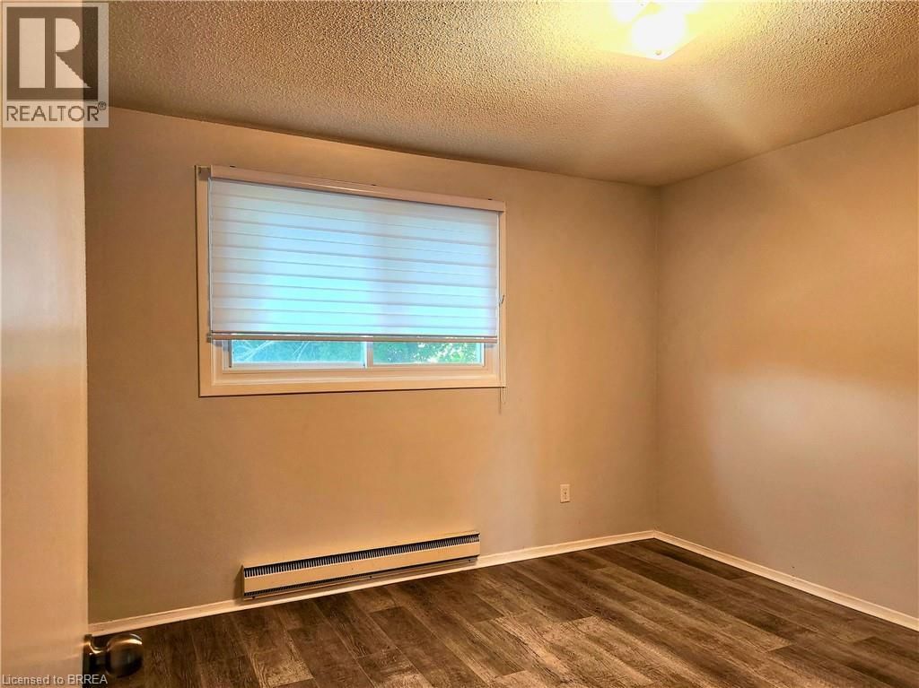 3 - 85 LYNDHURST STREET Image 11