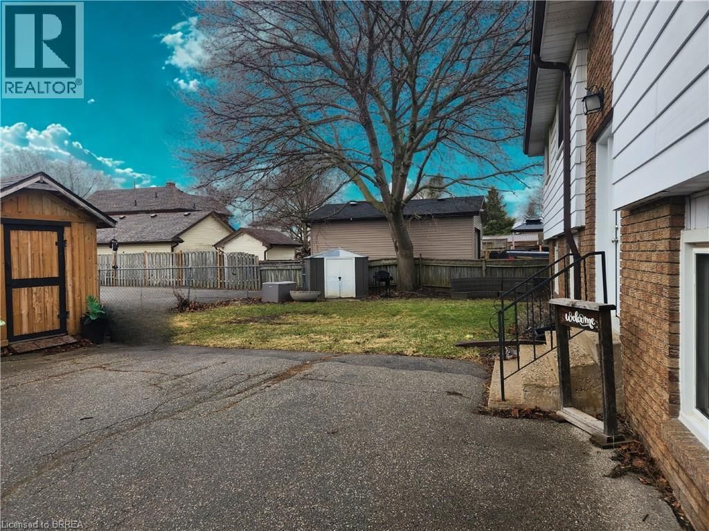 3 - 85 LYNDHURST STREET Image 16