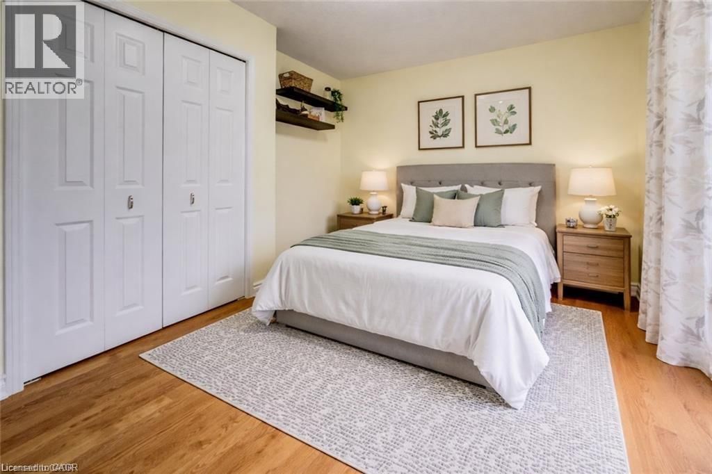 4 RONALD ROAD Image 17