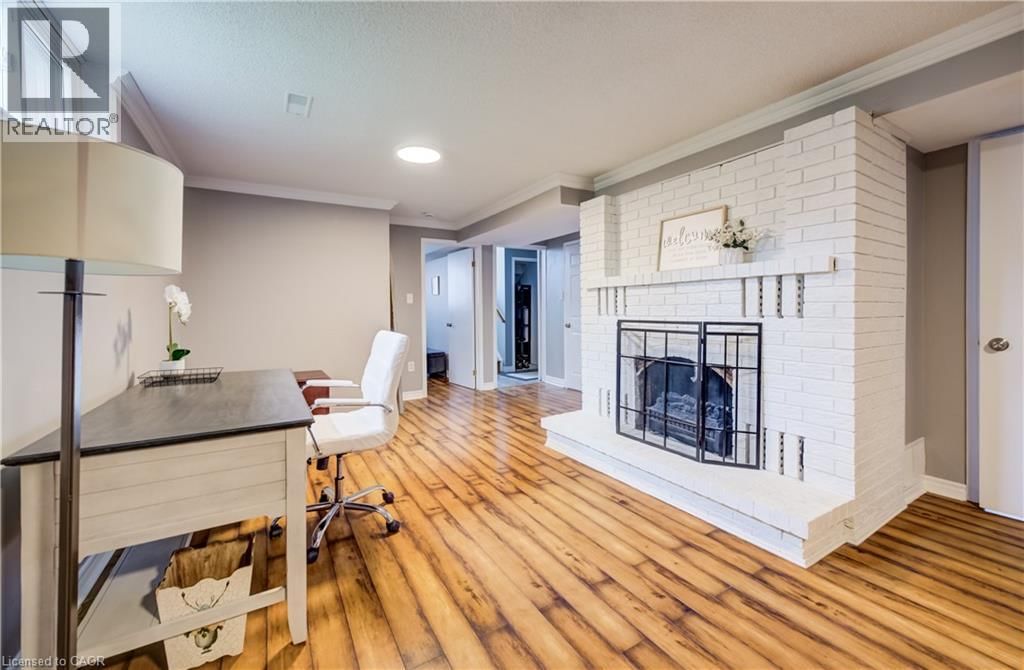 4 RONALD ROAD Image 22