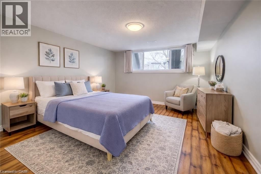 4 RONALD ROAD Image 25