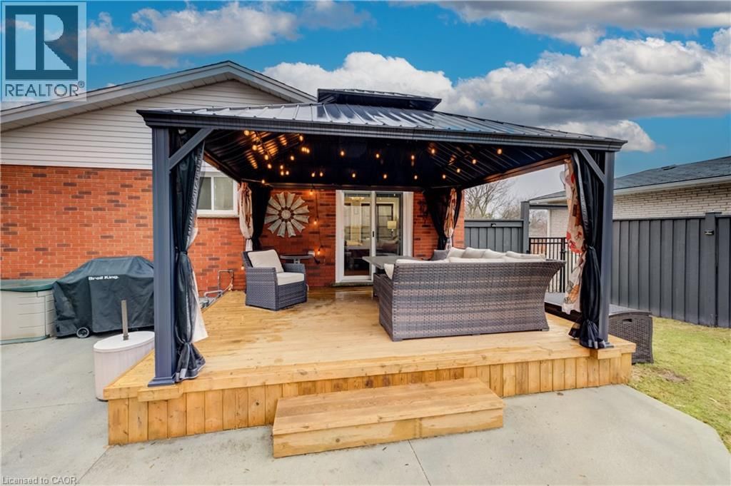 4 RONALD ROAD Image 28