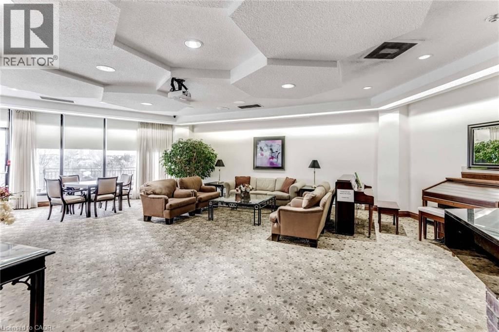 A21 - 296 MILL ROAD Image 22