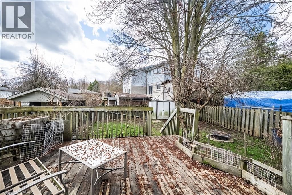 71 SHADELAND CRESCENT Image 32