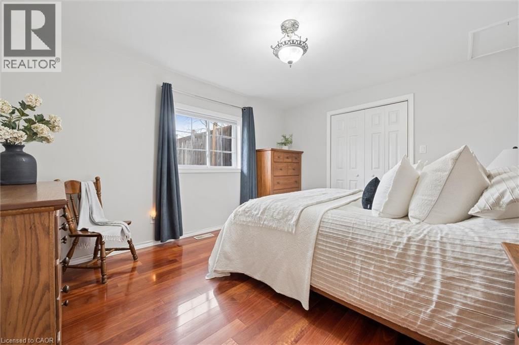 407 WEST GORE STREET Image 16