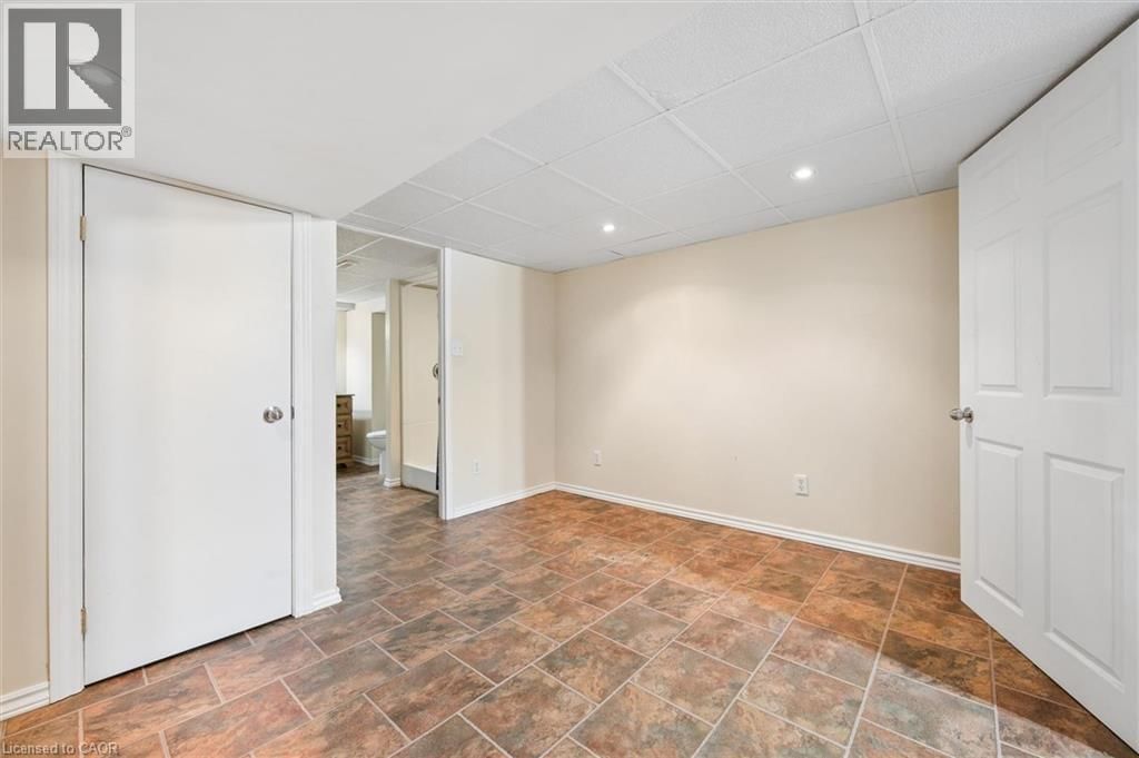 407 WEST GORE STREET Image 26