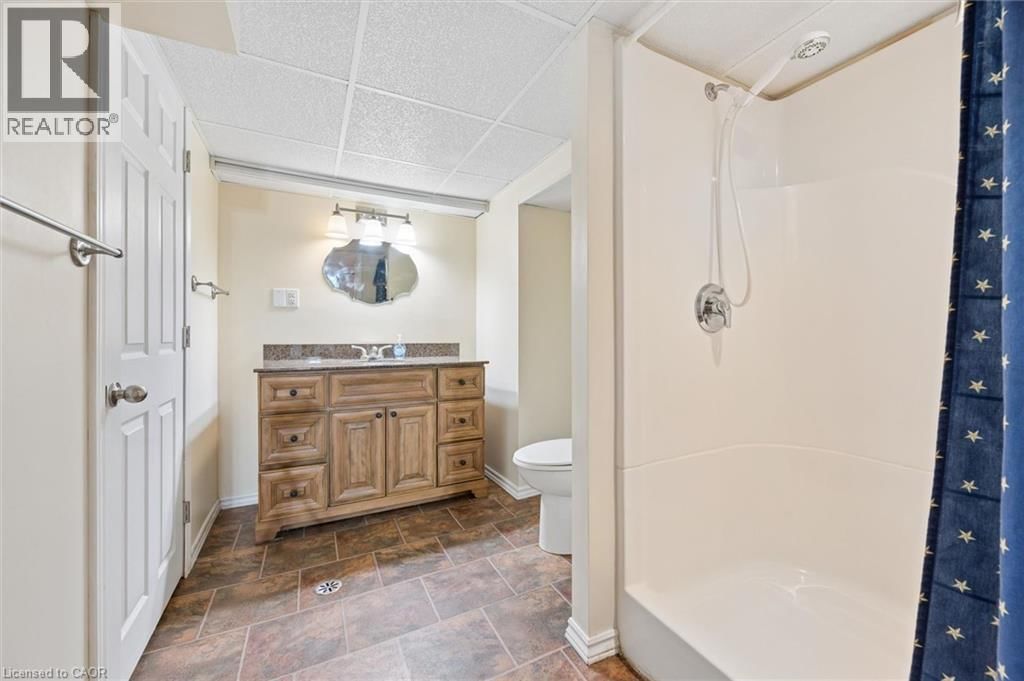 407 WEST GORE STREET Image 27