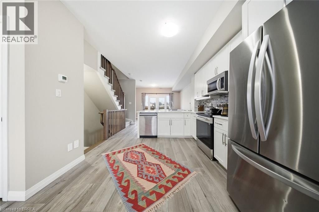 46 - 720 GREY STREET Image 11