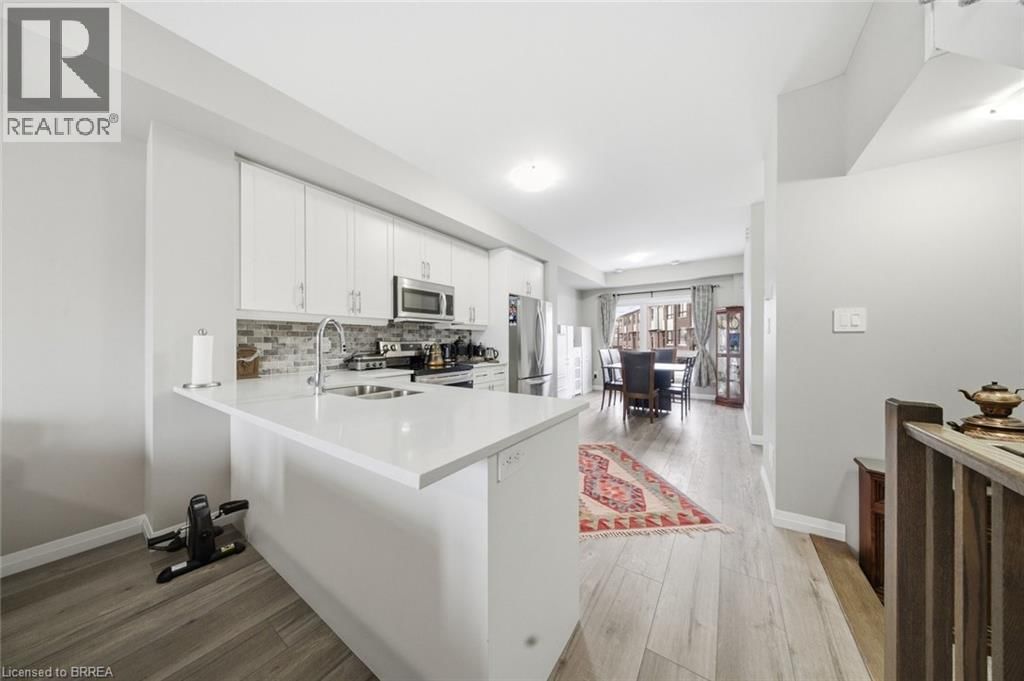 46 - 720 GREY STREET Image 12