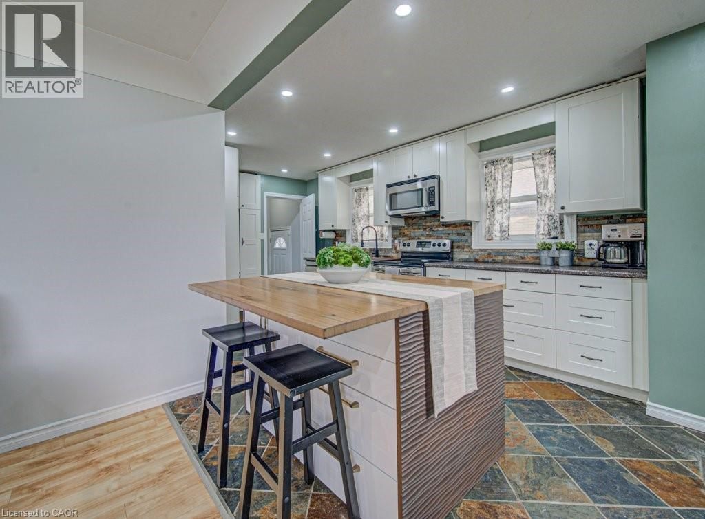 32 RAVINE DRIVE Image 10