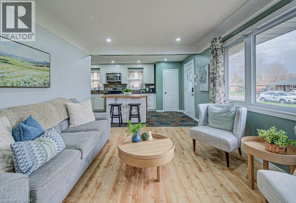 32 RAVINE DRIVE Image 19