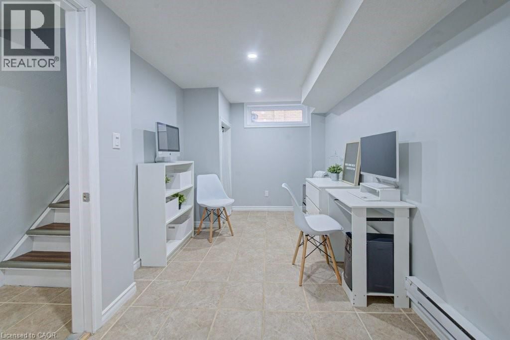 32 RAVINE DRIVE Image 27