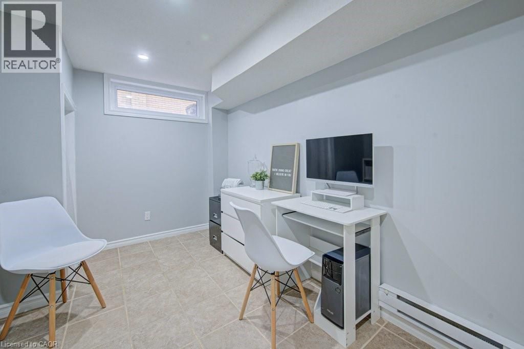 32 RAVINE DRIVE Image 28