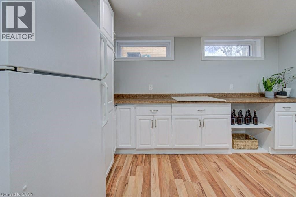 32 RAVINE DRIVE Image 37