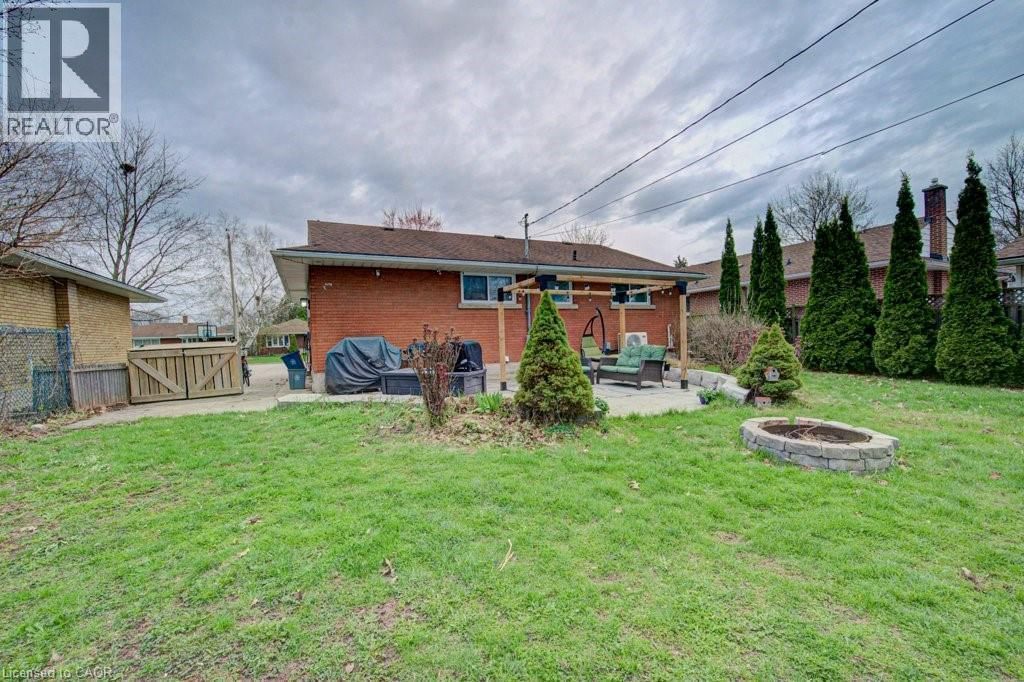 32 RAVINE DRIVE Image 45