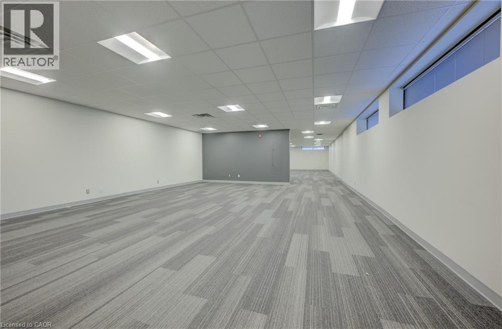 257 - 675 QUEEN STREET Image 3