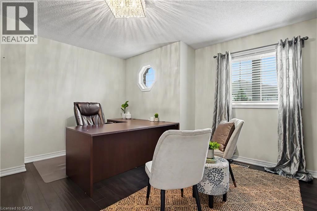 31 - 60 CLOVERLEAF DRIVE Image 20