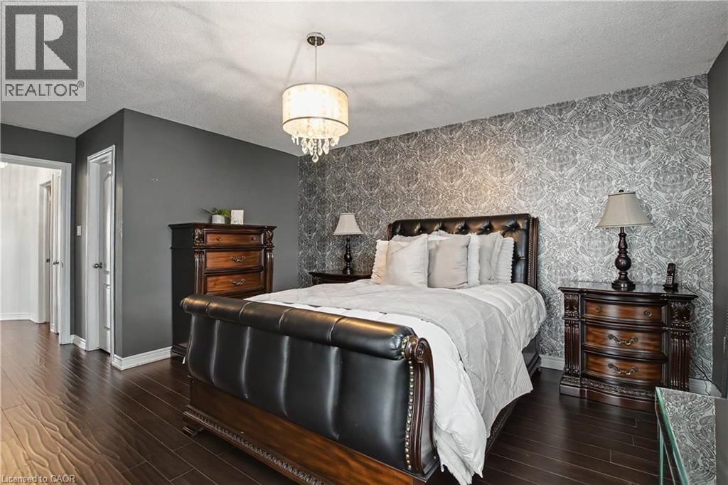 31 - 60 CLOVERLEAF DRIVE Image 24