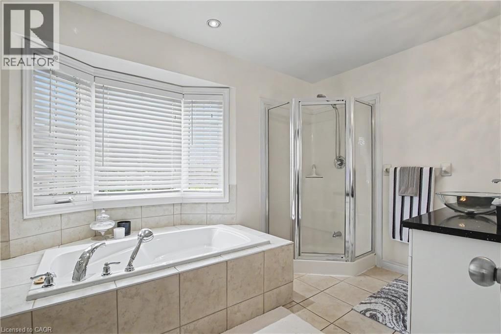 31 - 60 CLOVERLEAF DRIVE Image 26