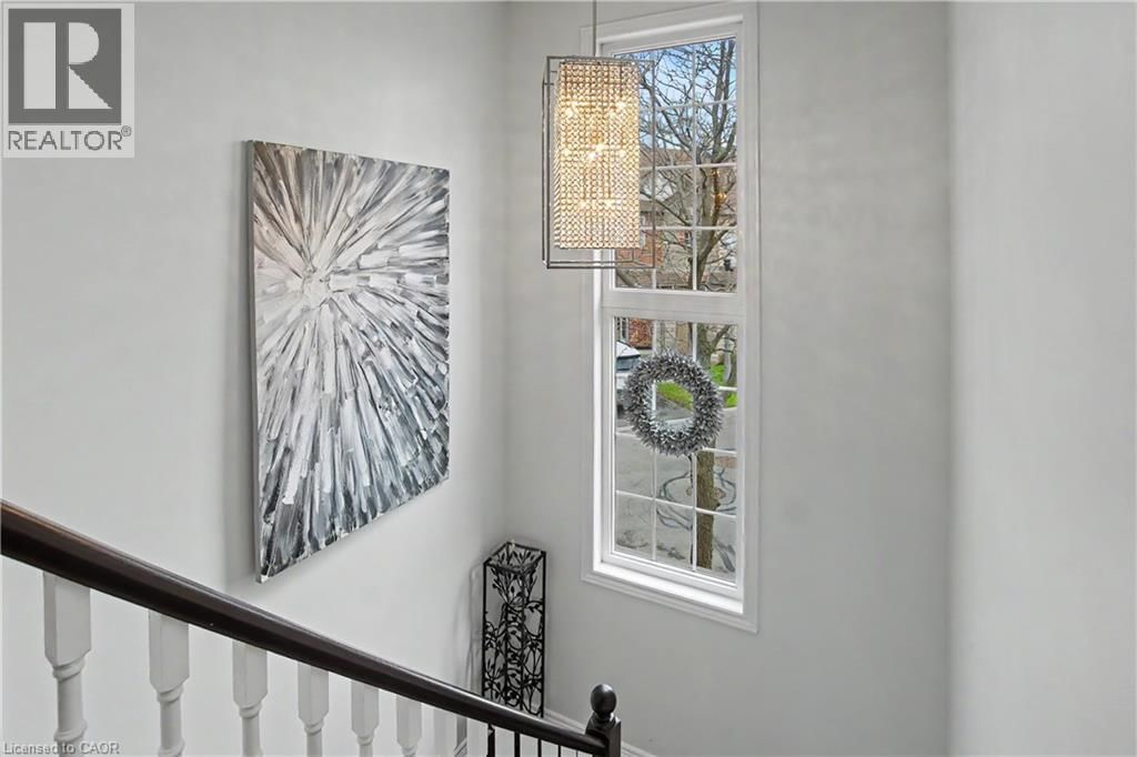 31 - 60 CLOVERLEAF DRIVE Image 28