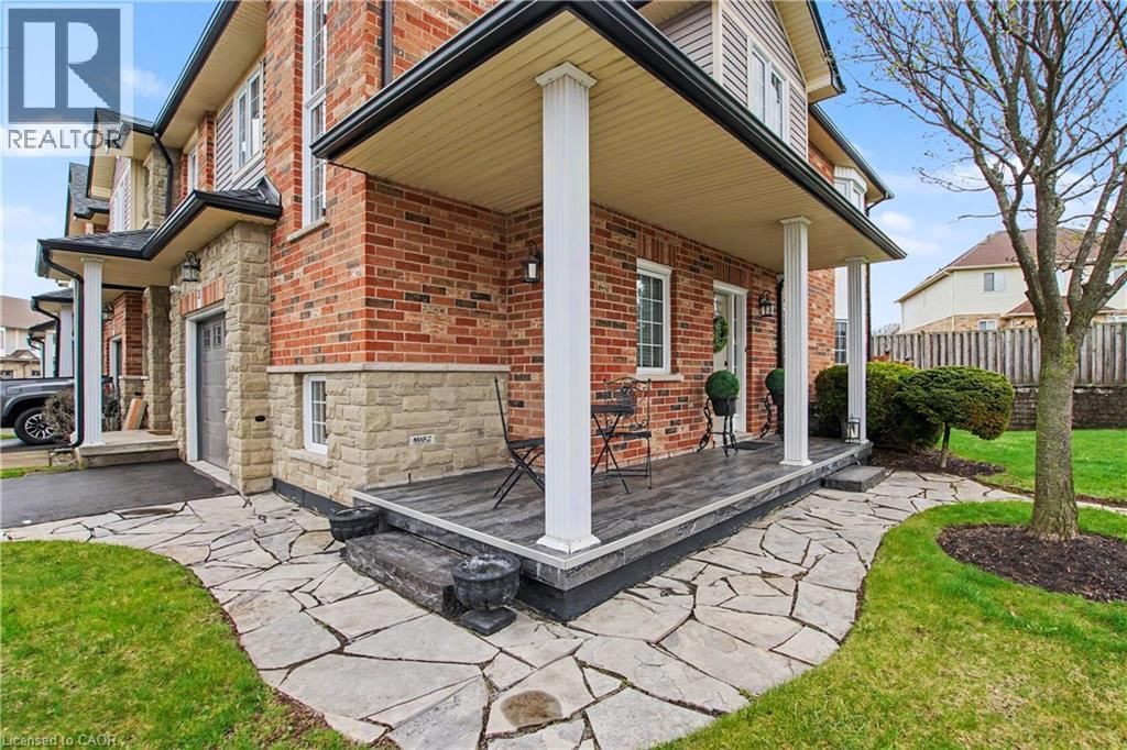 31 - 60 CLOVERLEAF DRIVE Image 3