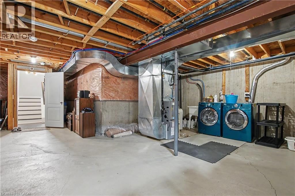 31 - 60 CLOVERLEAF DRIVE Image 32