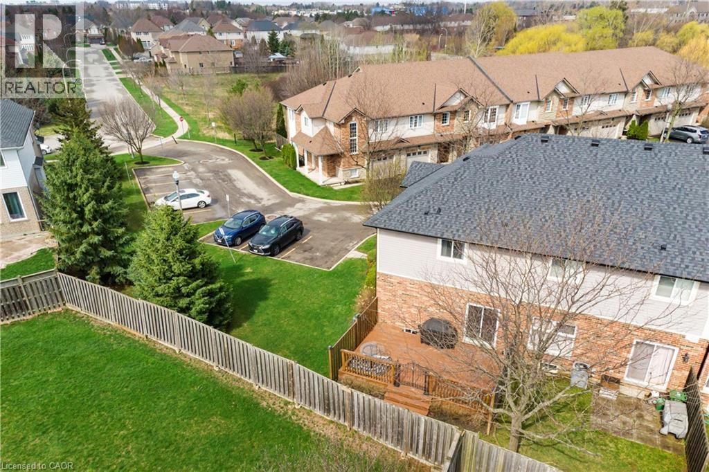 31 - 60 CLOVERLEAF DRIVE Image 40