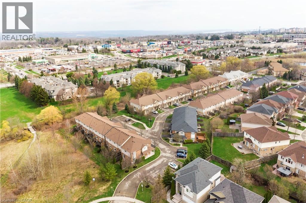 31 - 60 CLOVERLEAF DRIVE Image 43