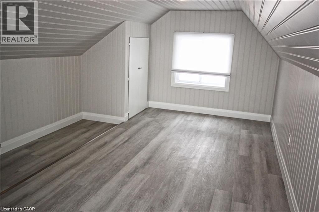 1356 UPPER WELLINGTON STREET Image 10