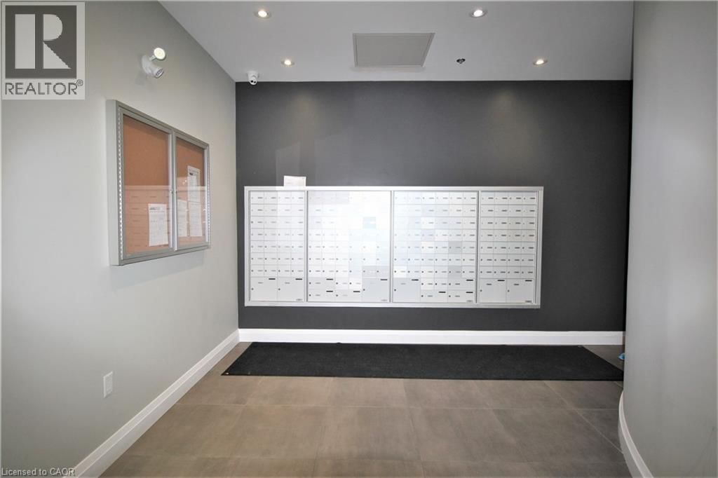 135 - 1 REDFERN AVENUE Image 23