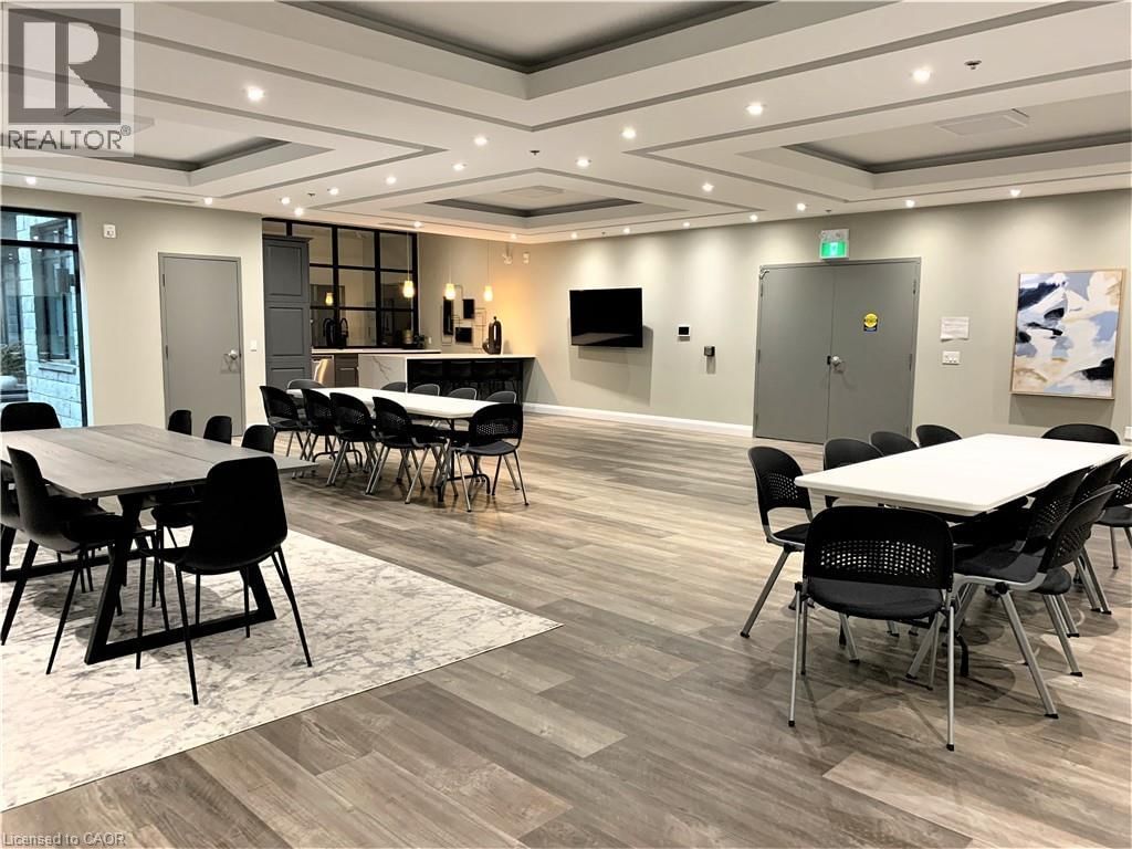 135 - 1 REDFERN AVENUE Image 3