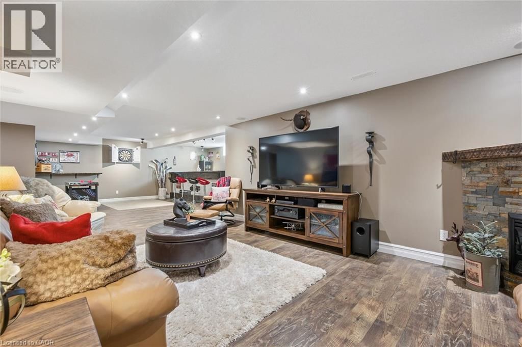 7 HEARTHBRIDGE STREET Image 31